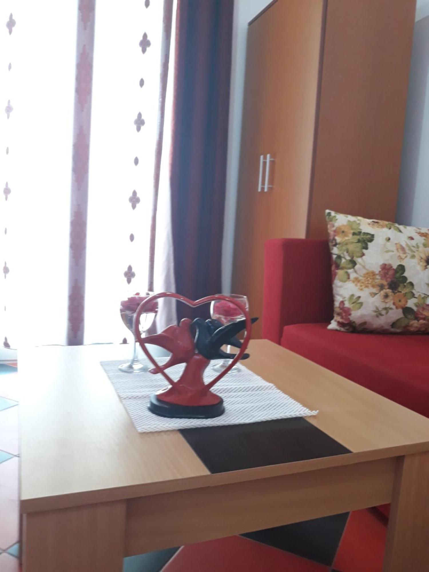 Apartments Aza Dobra Voda Rom bilde