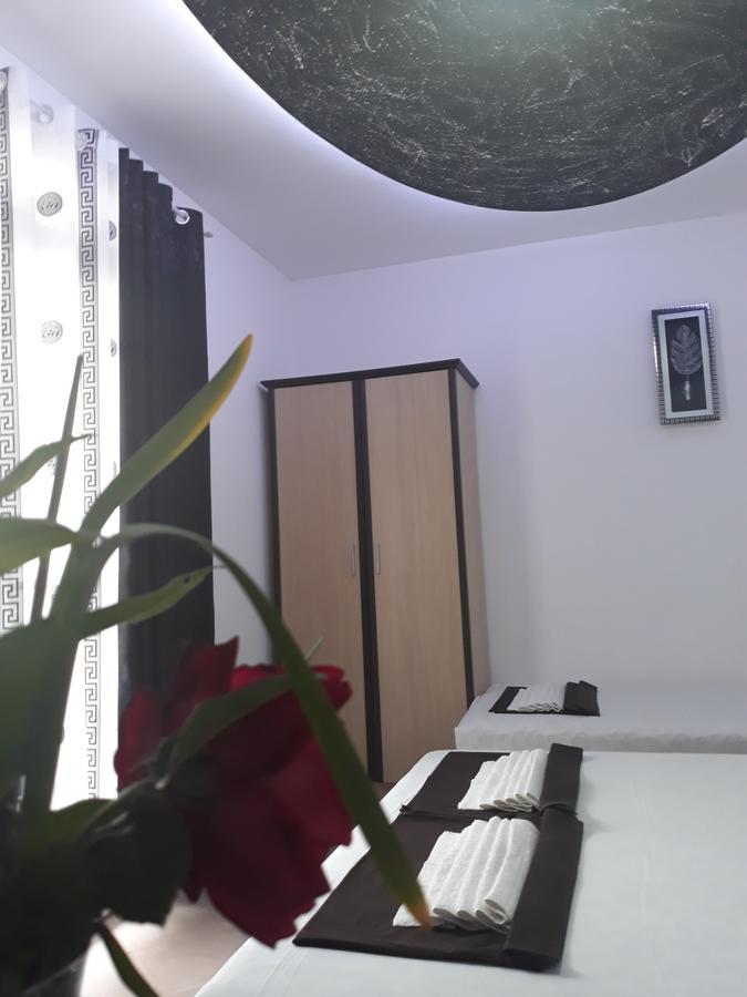 Apartments Aza Dobra Voda Eksteriør bilde