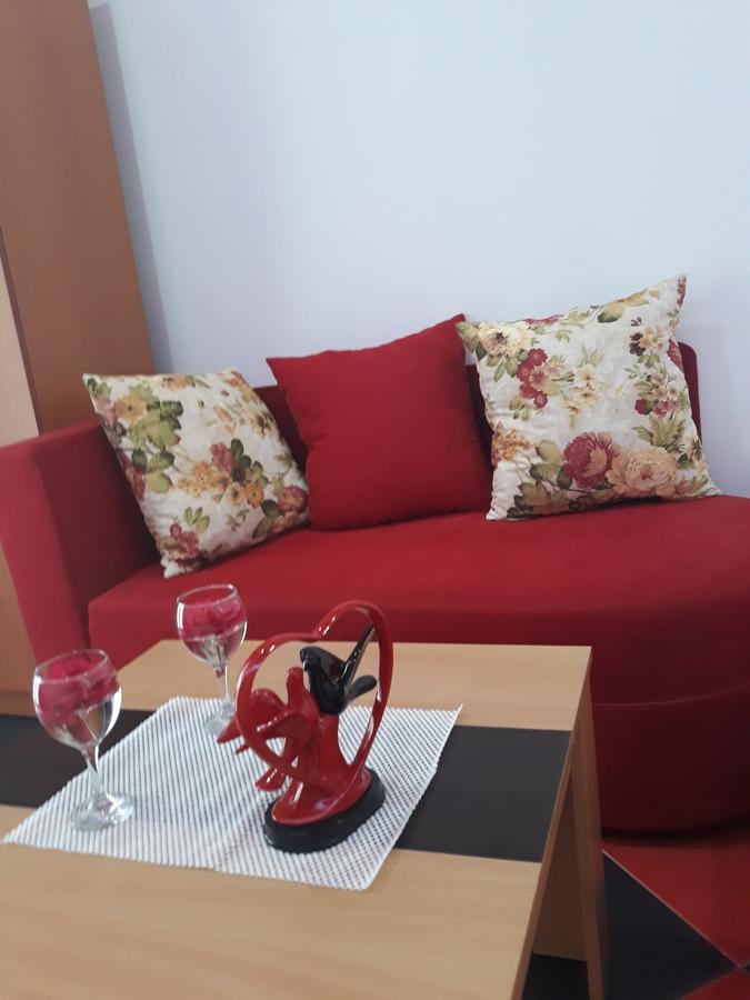 Apartments Aza Dobra Voda Eksteriør bilde